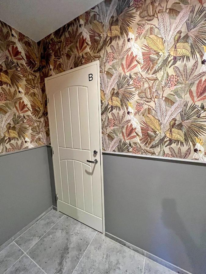 Clinic Studio Apartments By Hostlovers Каунас Экстерьер фото